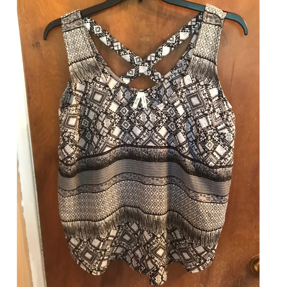 Deb tribal print tank